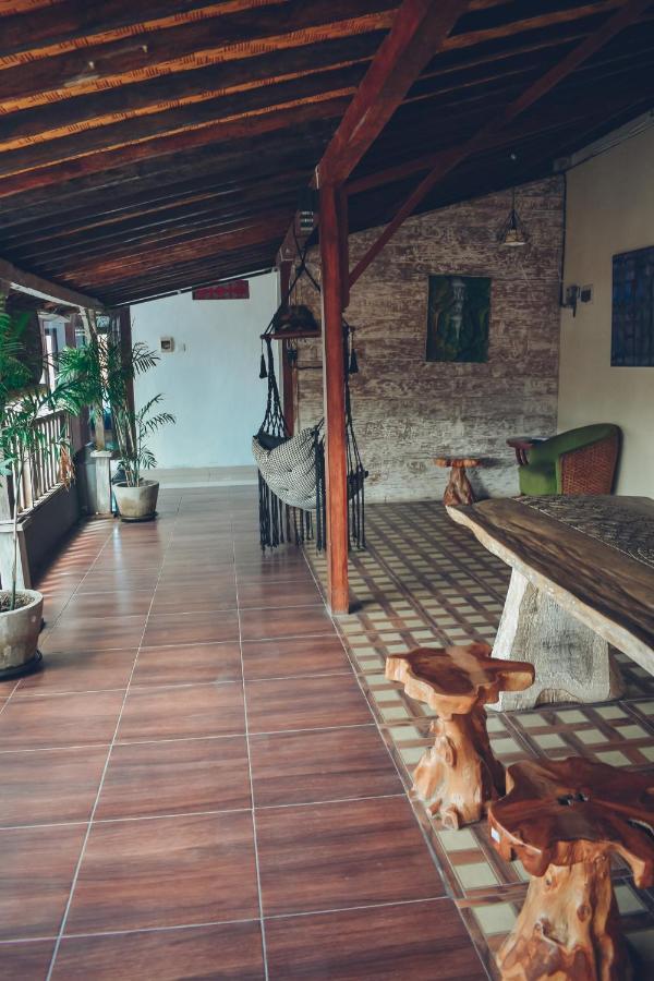 Urban Jungle House Bali Hotell Canggu Eksteriør bilde