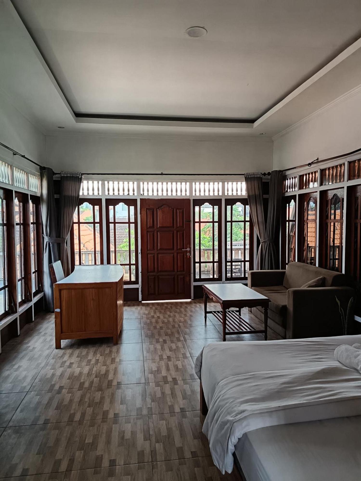 Urban Jungle House Bali Hotell Canggu Eksteriør bilde